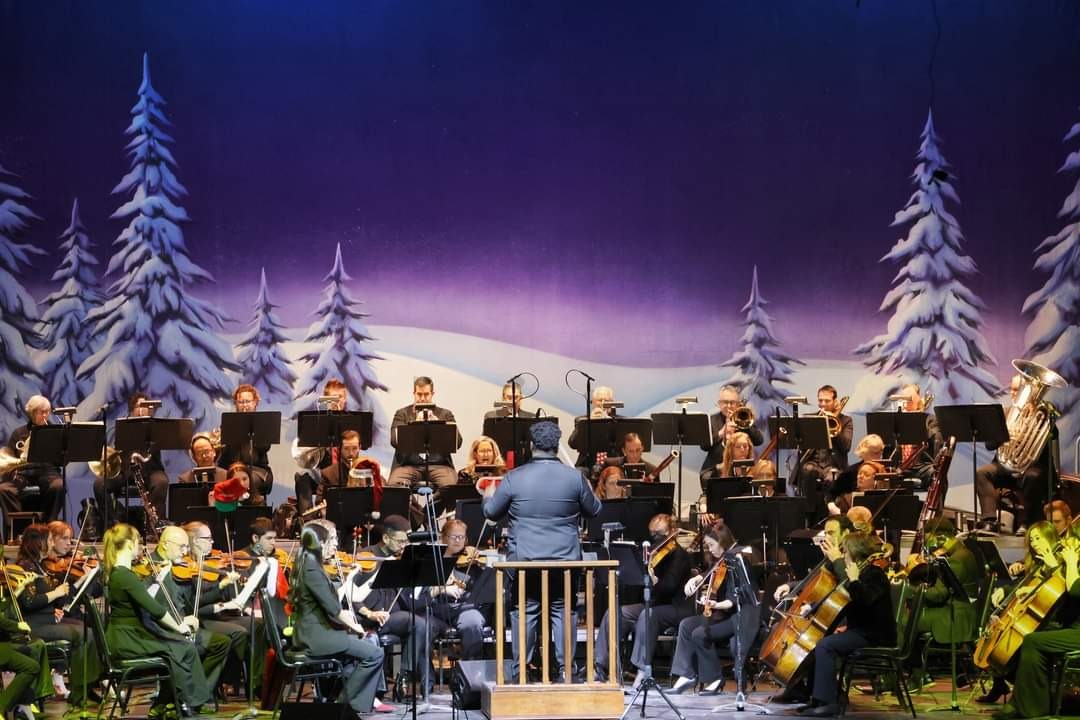 The Symphony performing its Christmas Festival